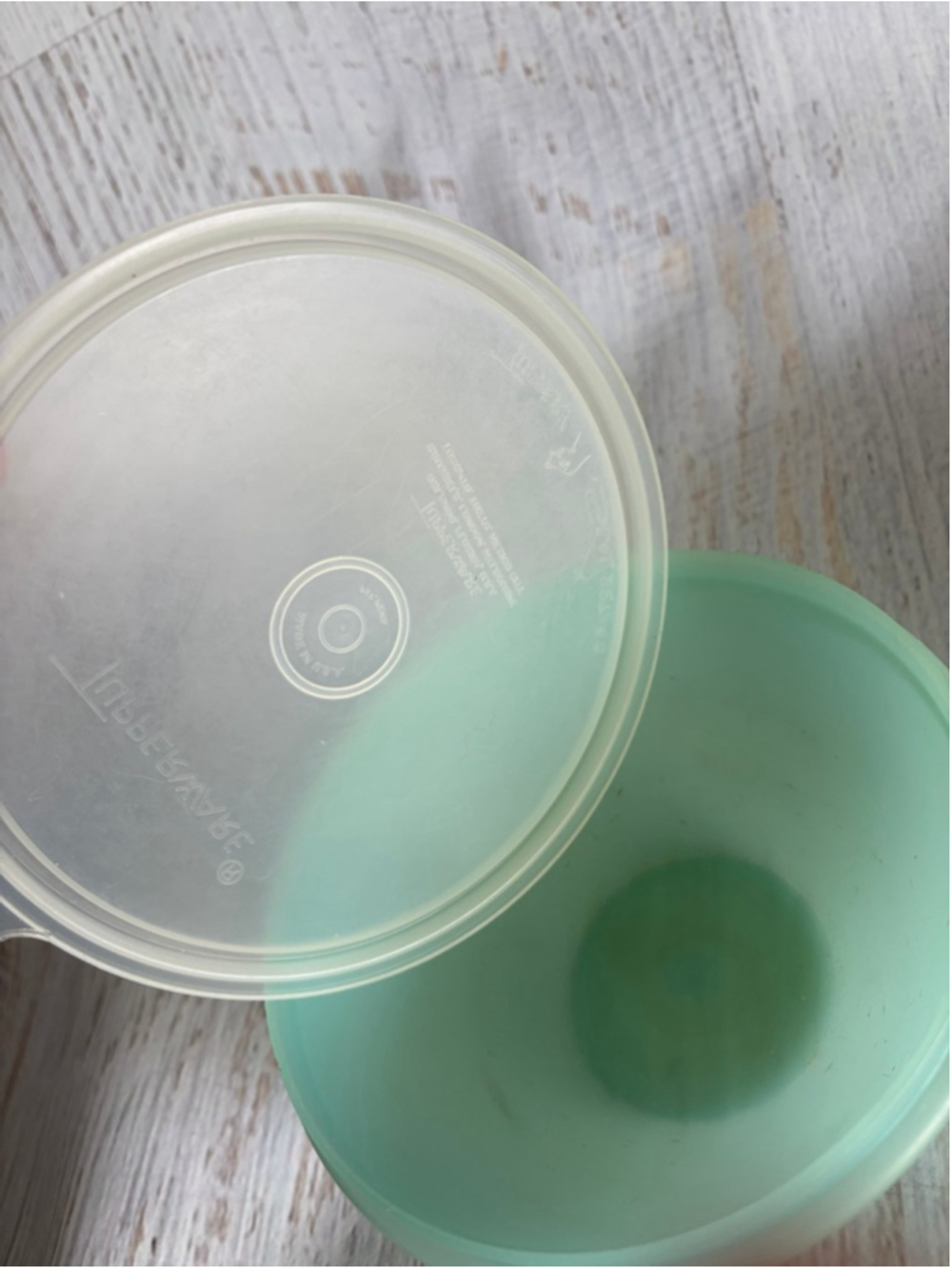 Tupperware Green Wonderlier Bowl with White Lid One Size - Picture 7 of 7